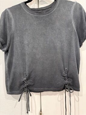 Charcoal Short Sleeve Lace-Up Hem Tee